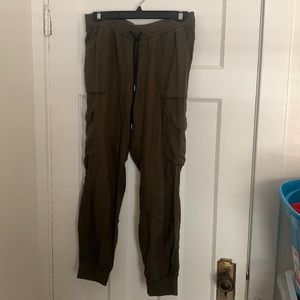 3/$15 Aritzia Community Cargo Joggers